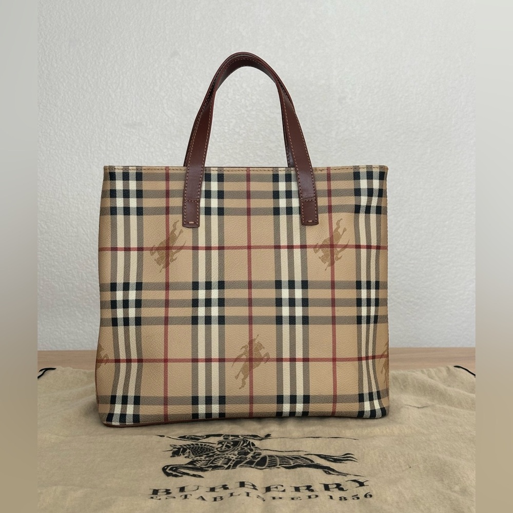 Burberry Tote Bag with dustbag - Picture 1 of 13